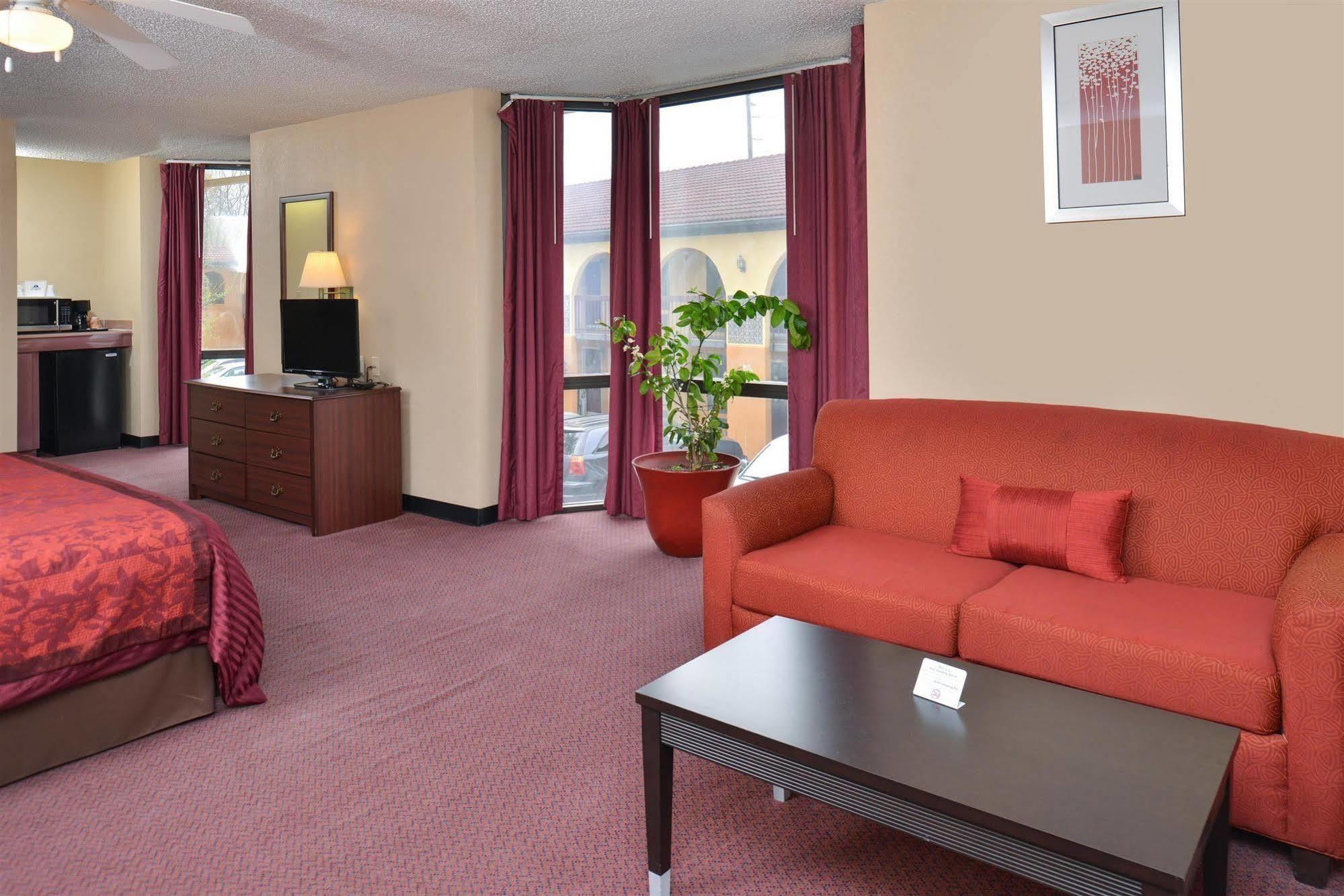 Econo Lodge Gainesville Exteriér fotografie