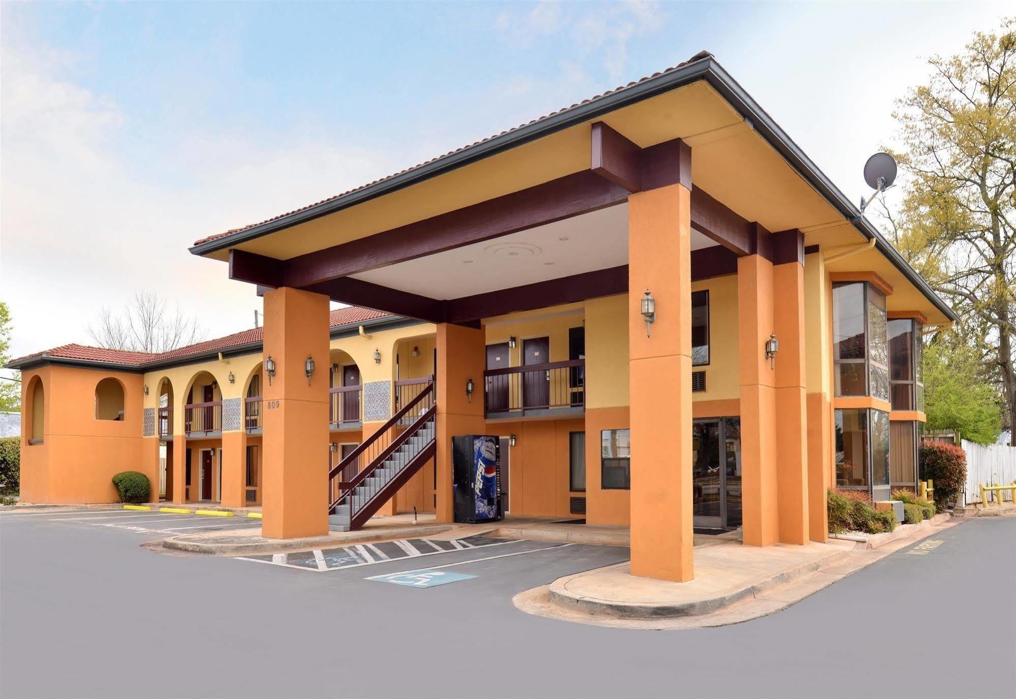 Econo Lodge Gainesville Exteriér fotografie