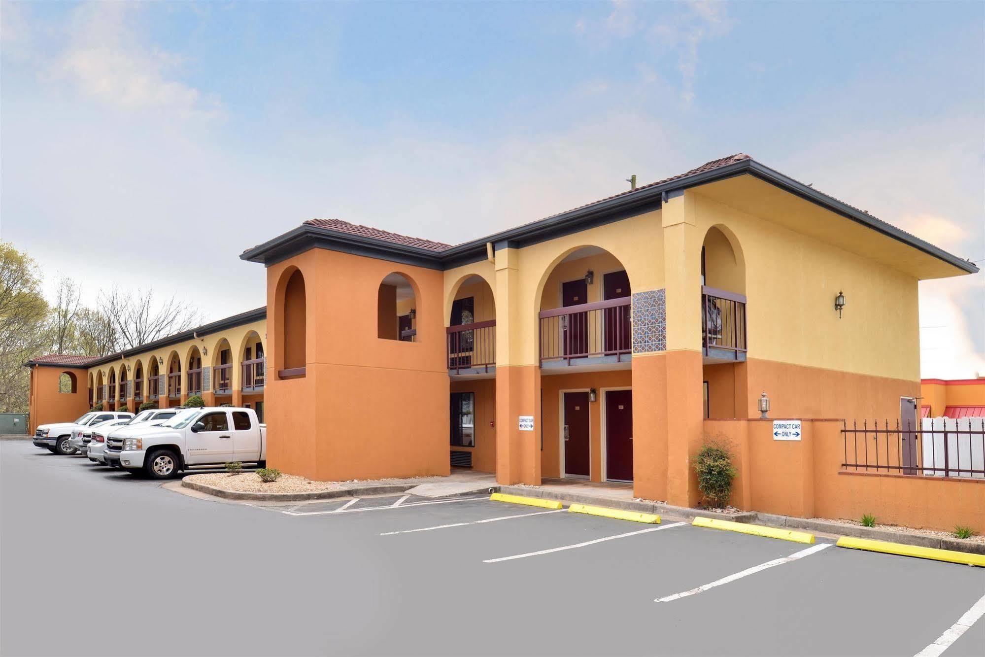Econo Lodge Gainesville Exteriér fotografie