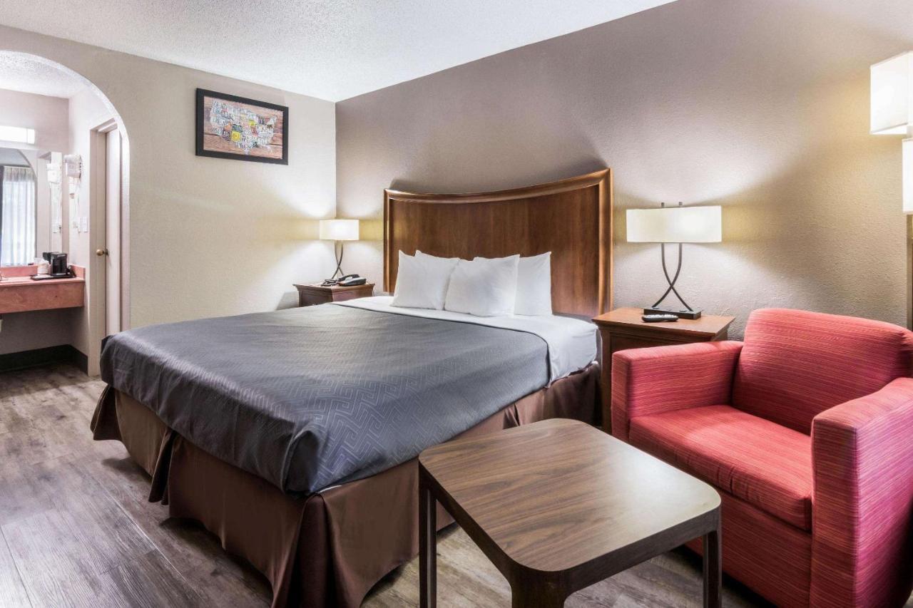 Econo Lodge Gainesville Exteriér fotografie