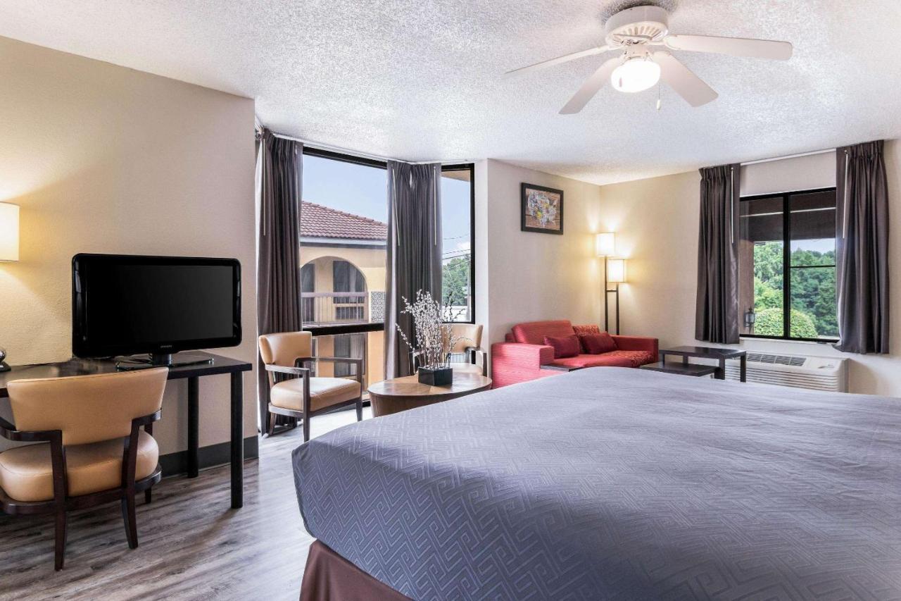 Econo Lodge Gainesville Exteriér fotografie