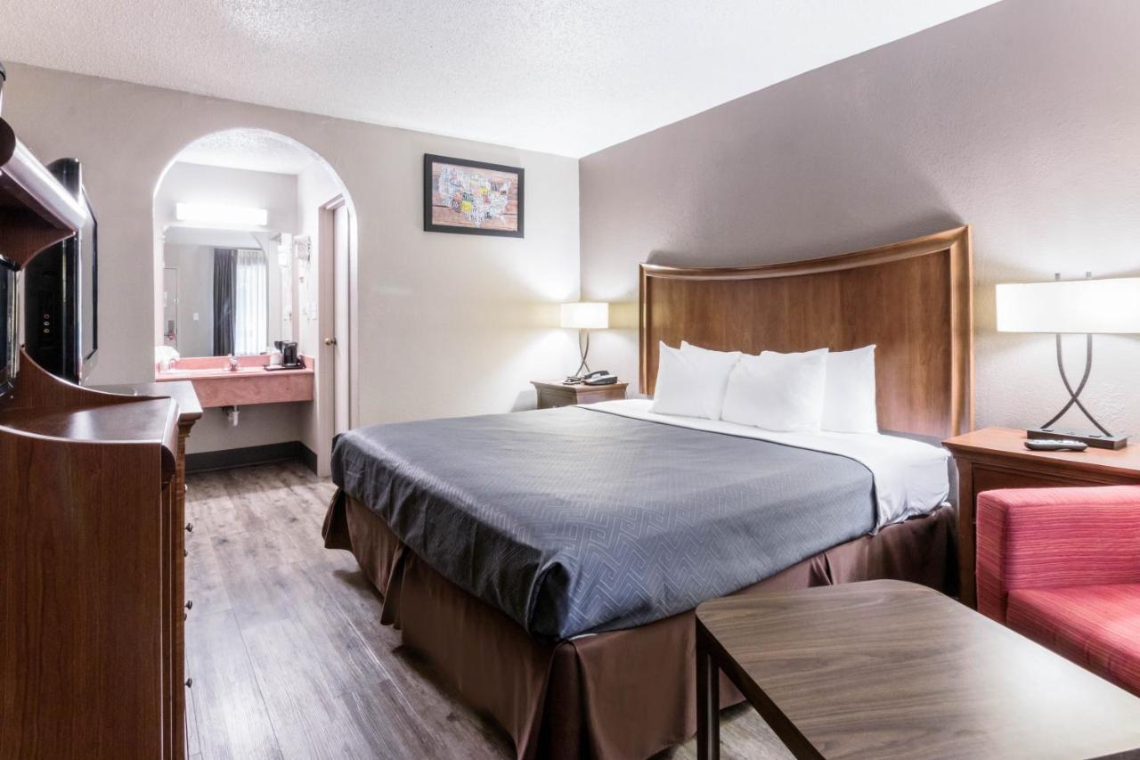 Econo Lodge Gainesville Exteriér fotografie